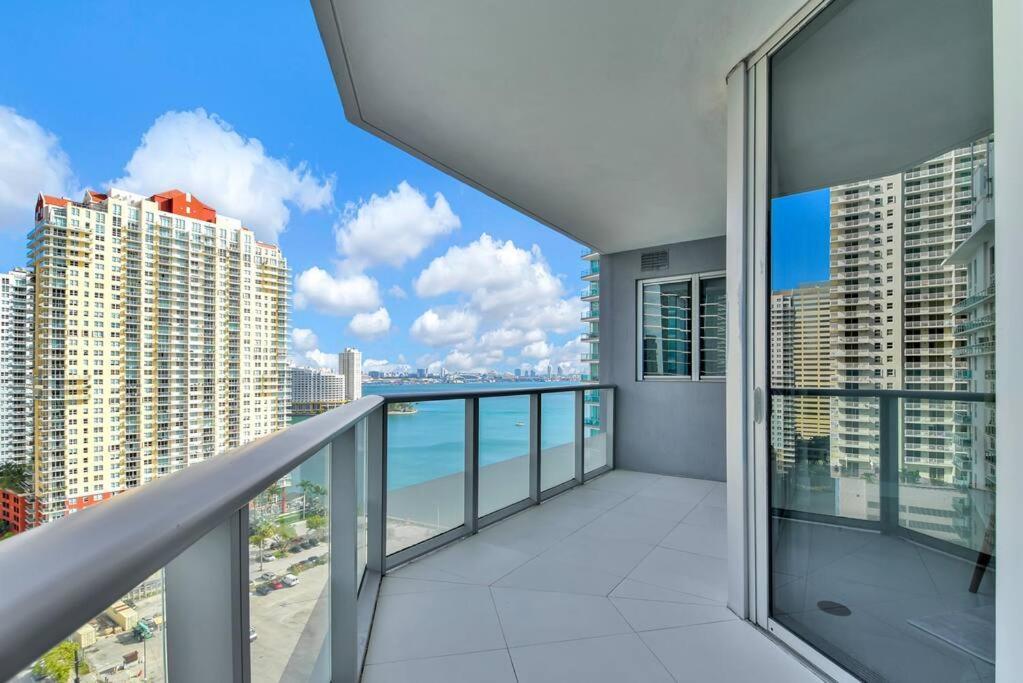 Lovely Upscale Condo Gorgeous View 2Bd 2Bath In Brickell Miami Buitenkant foto