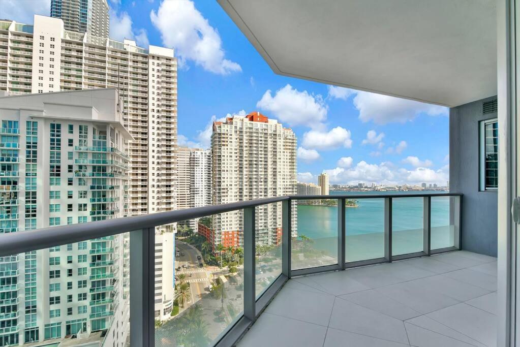 Lovely Upscale Condo Gorgeous View 2Bd 2Bath In Brickell Miami Buitenkant foto